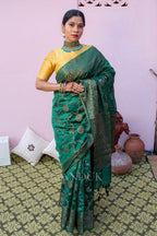 Bawree (Saree)