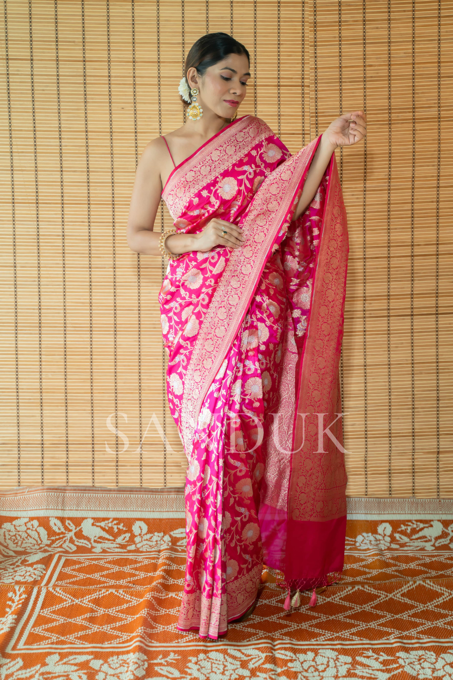 Gulnaaz (Saree)