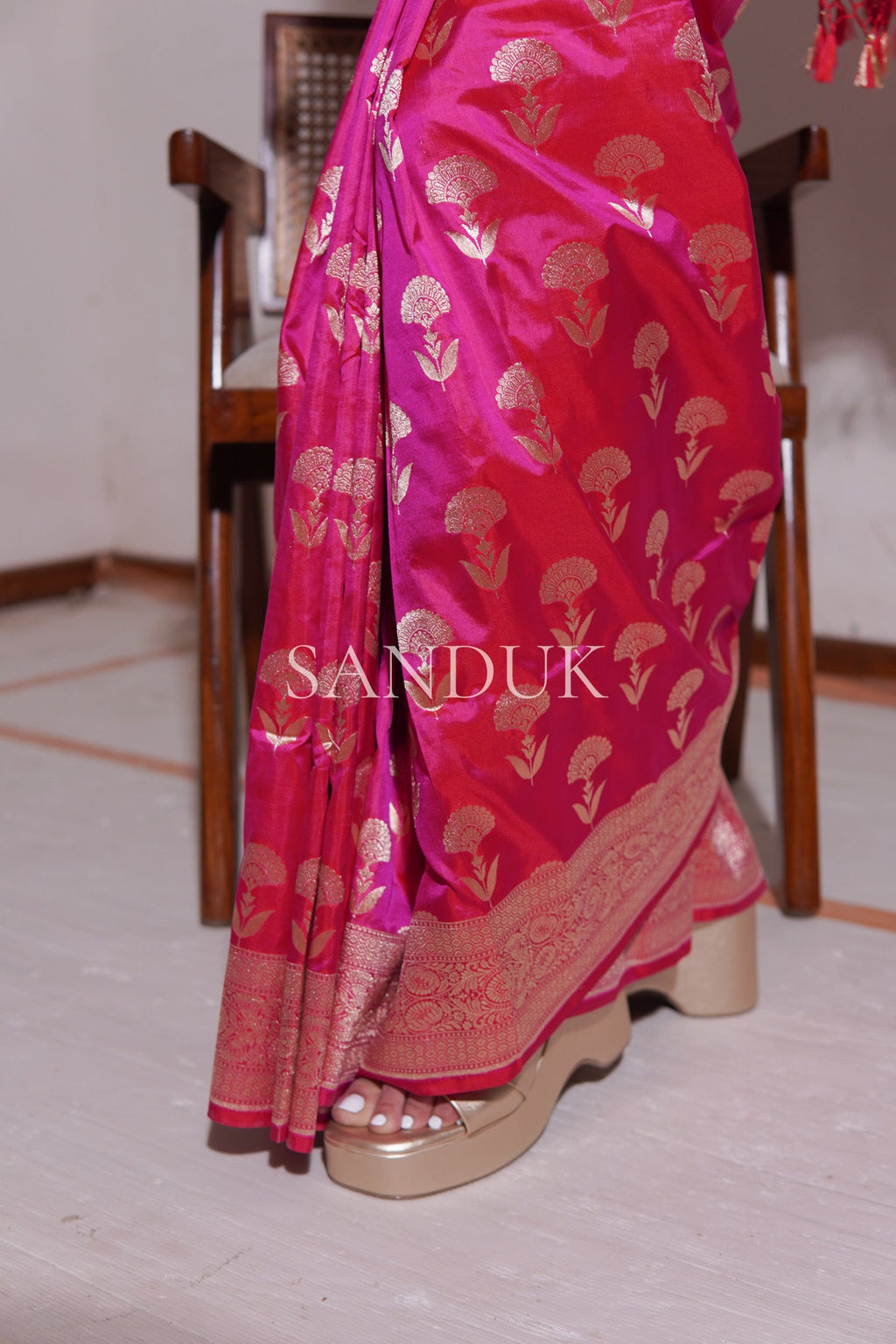 Gulabo (Saree)