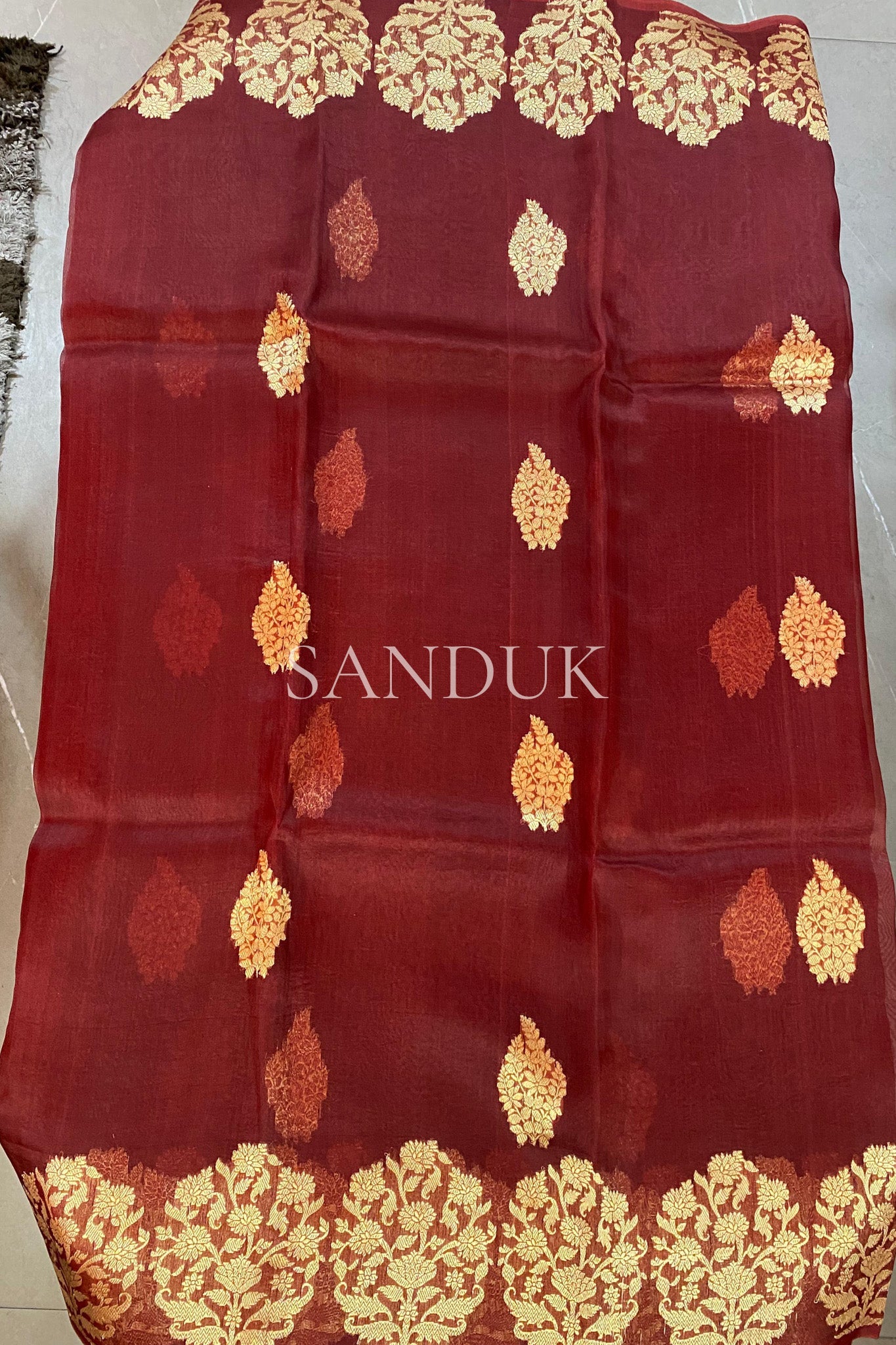 Vidhi kora Silk (Saree)